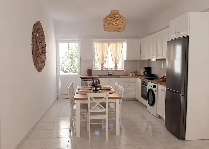 Annika's Summer Dream Villa